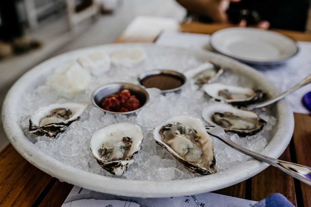 OysterClamp 2.0 vs Toadfish vs Dexter-Russell: best shucker for hosting (2026)